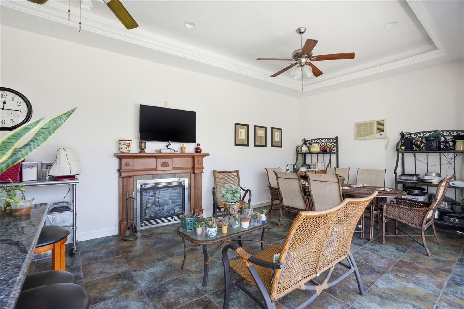 WOODLAND WATERS PH 5 - Residential