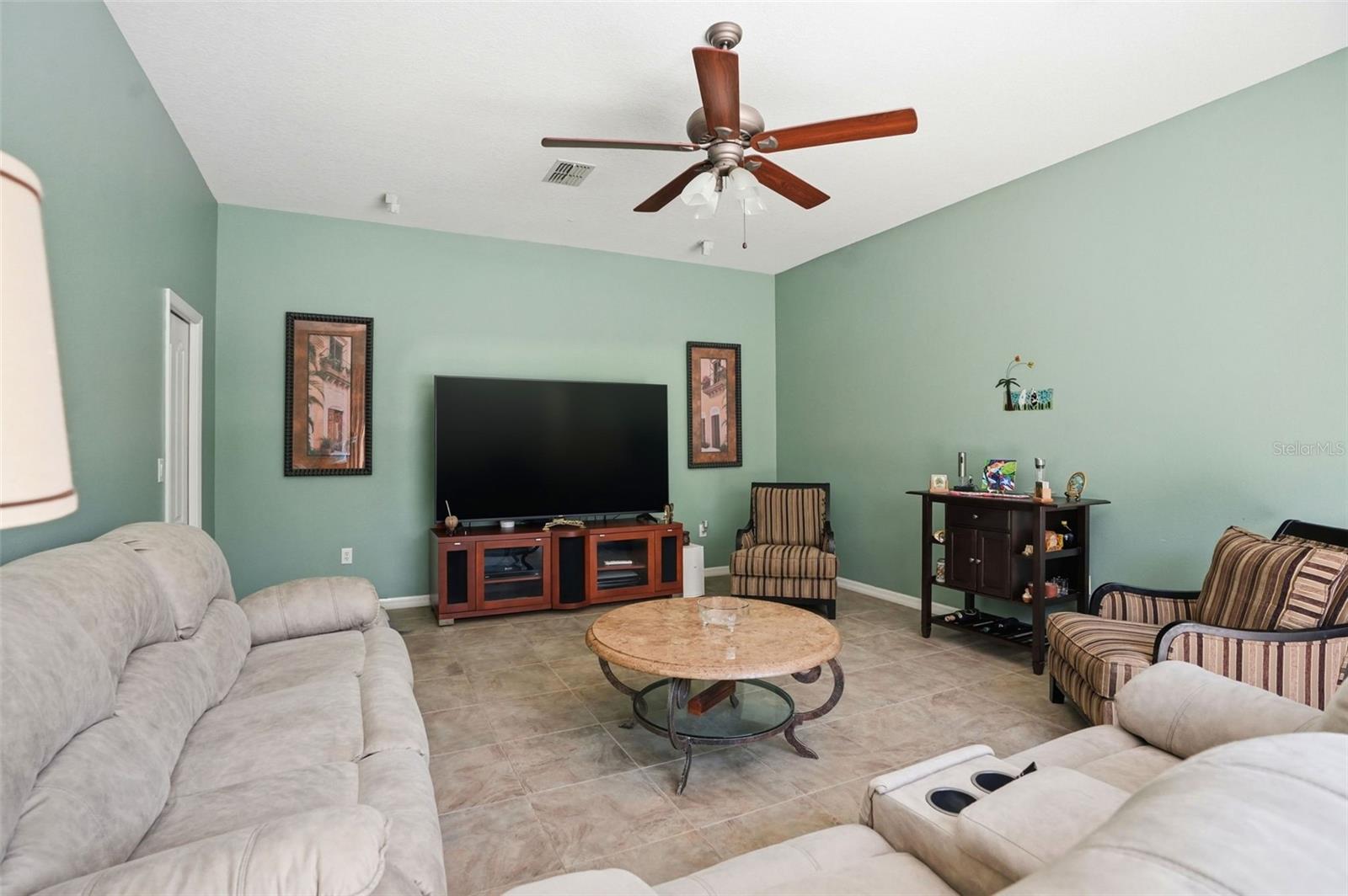 WOODLAND WATERS PH 5 - Residential