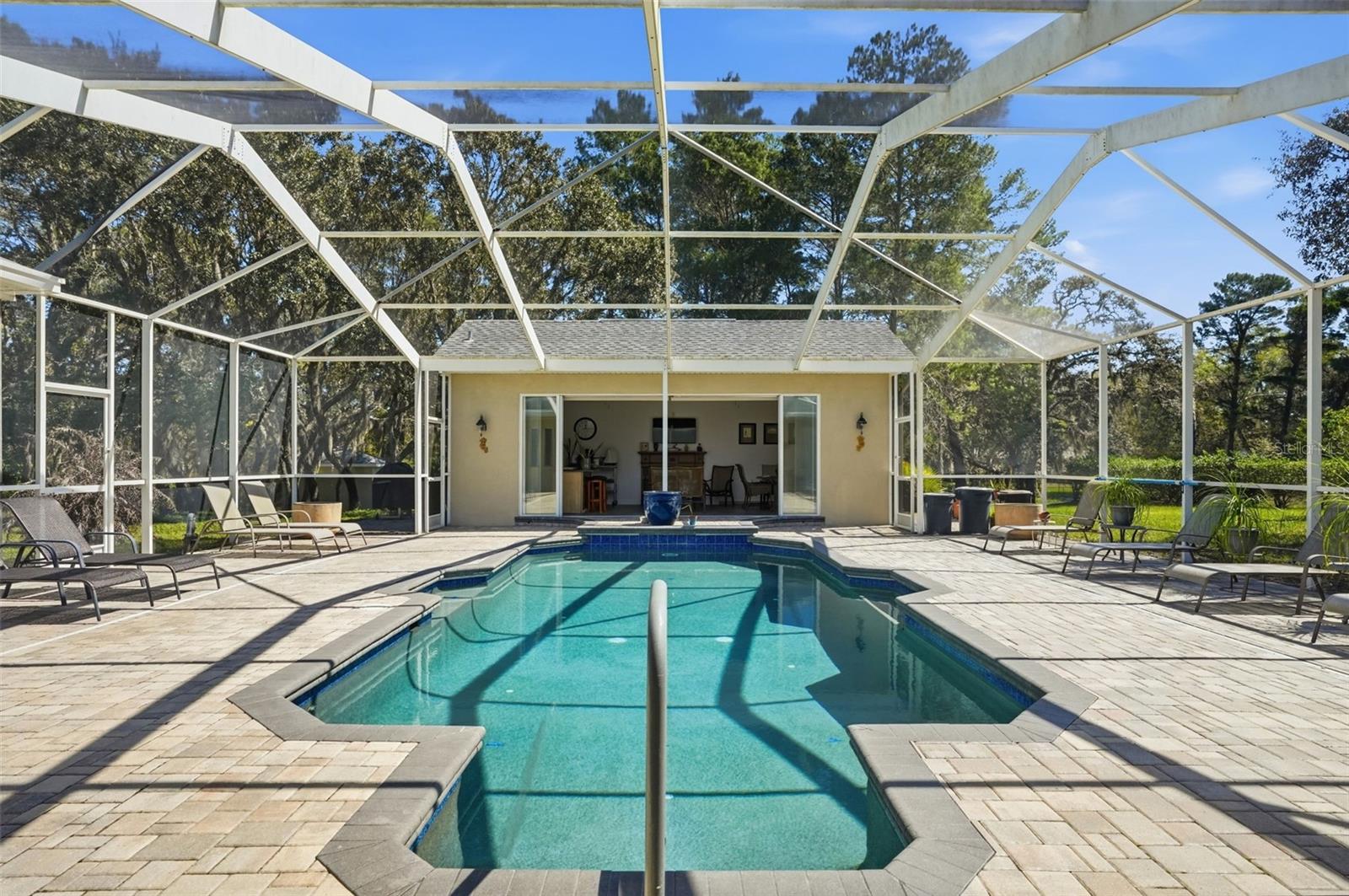 WOODLAND WATERS PH 5 - Residential