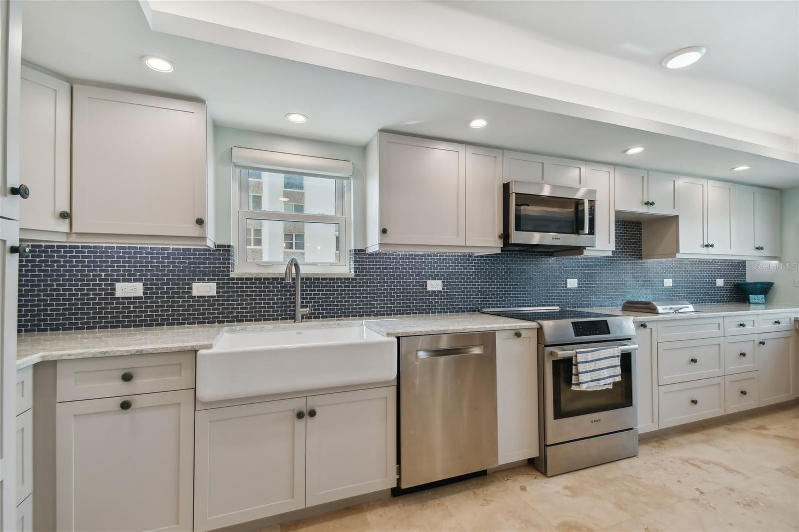 GULF 5000 ASSOC INC CONDO - Residential