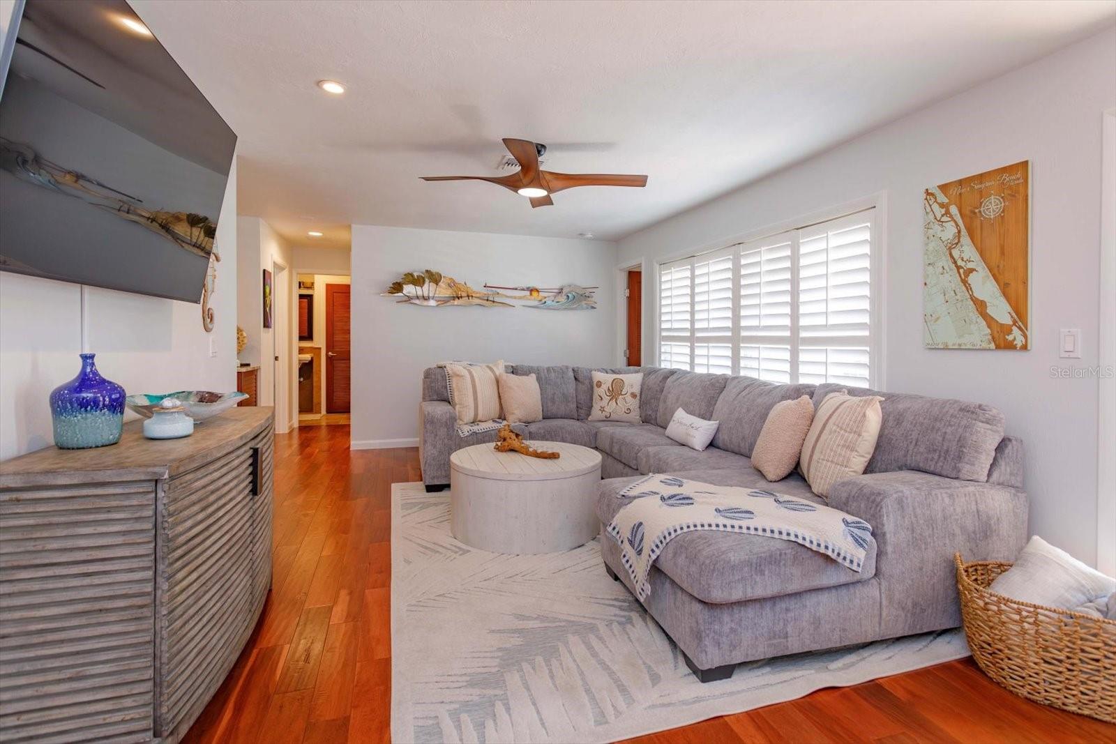 THOBURNS NEW SMYRNA BEACH - Residential