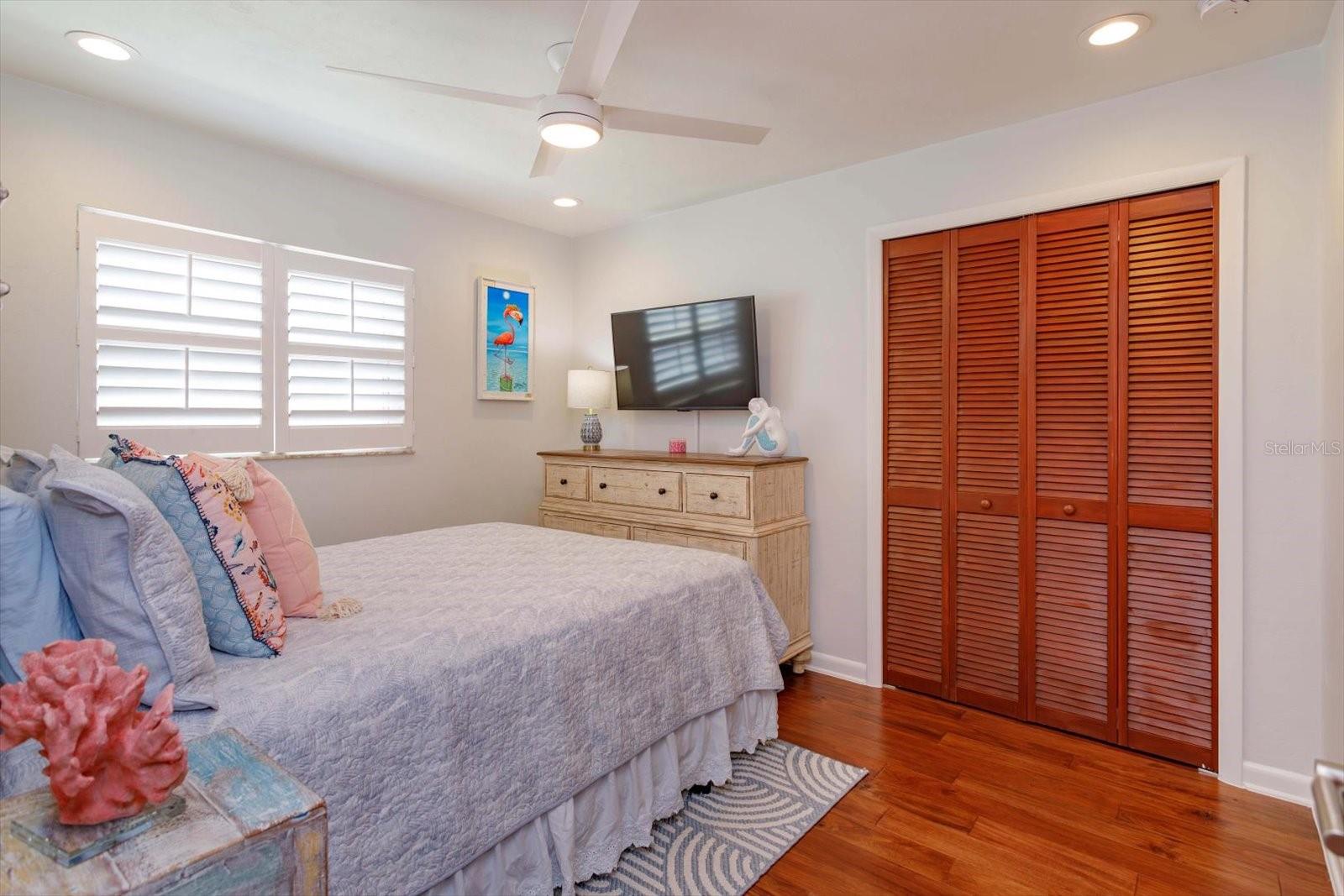 THOBURNS NEW SMYRNA BEACH - Residential