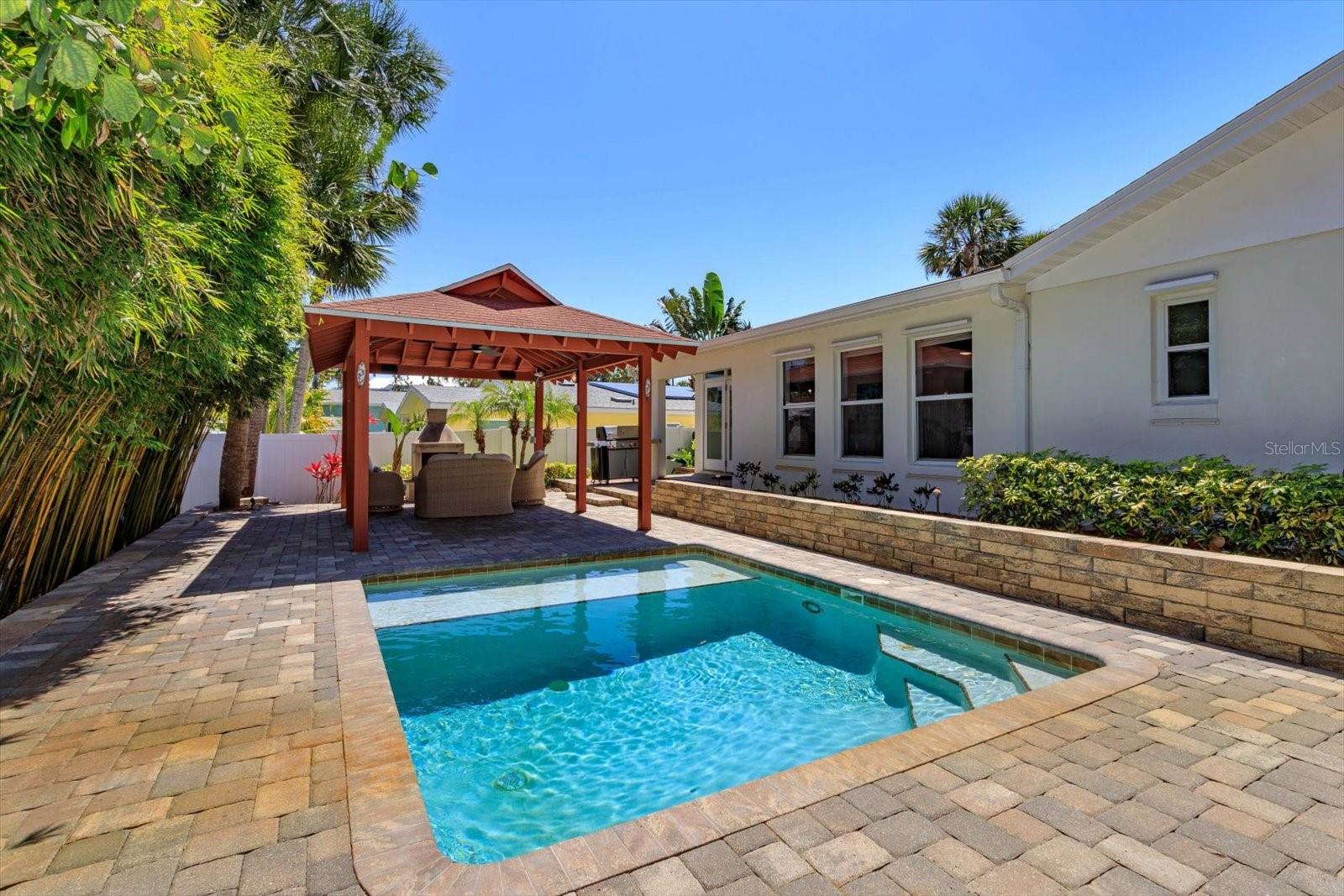 THOBURNS NEW SMYRNA BEACH - Residential