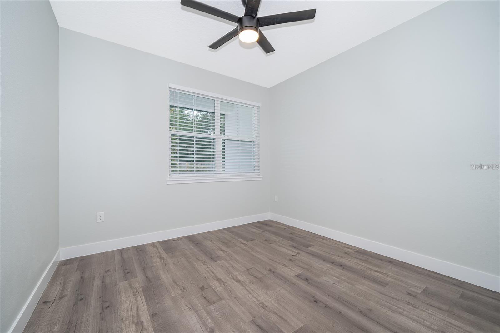 DON PABLO TWNHMS AT MYRTLE STREET - Residential Lease