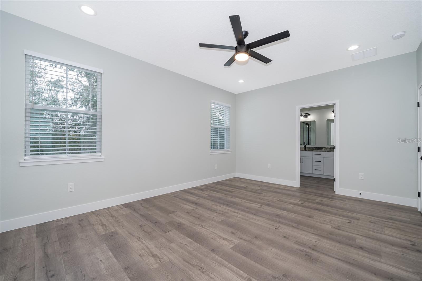 DON PABLO TWNHMS AT MYRTLE STREET - Residential Lease