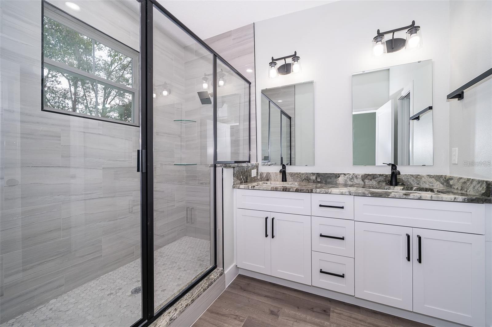 DON PABLO TWNHMS AT MYRTLE STREET - Residential Lease