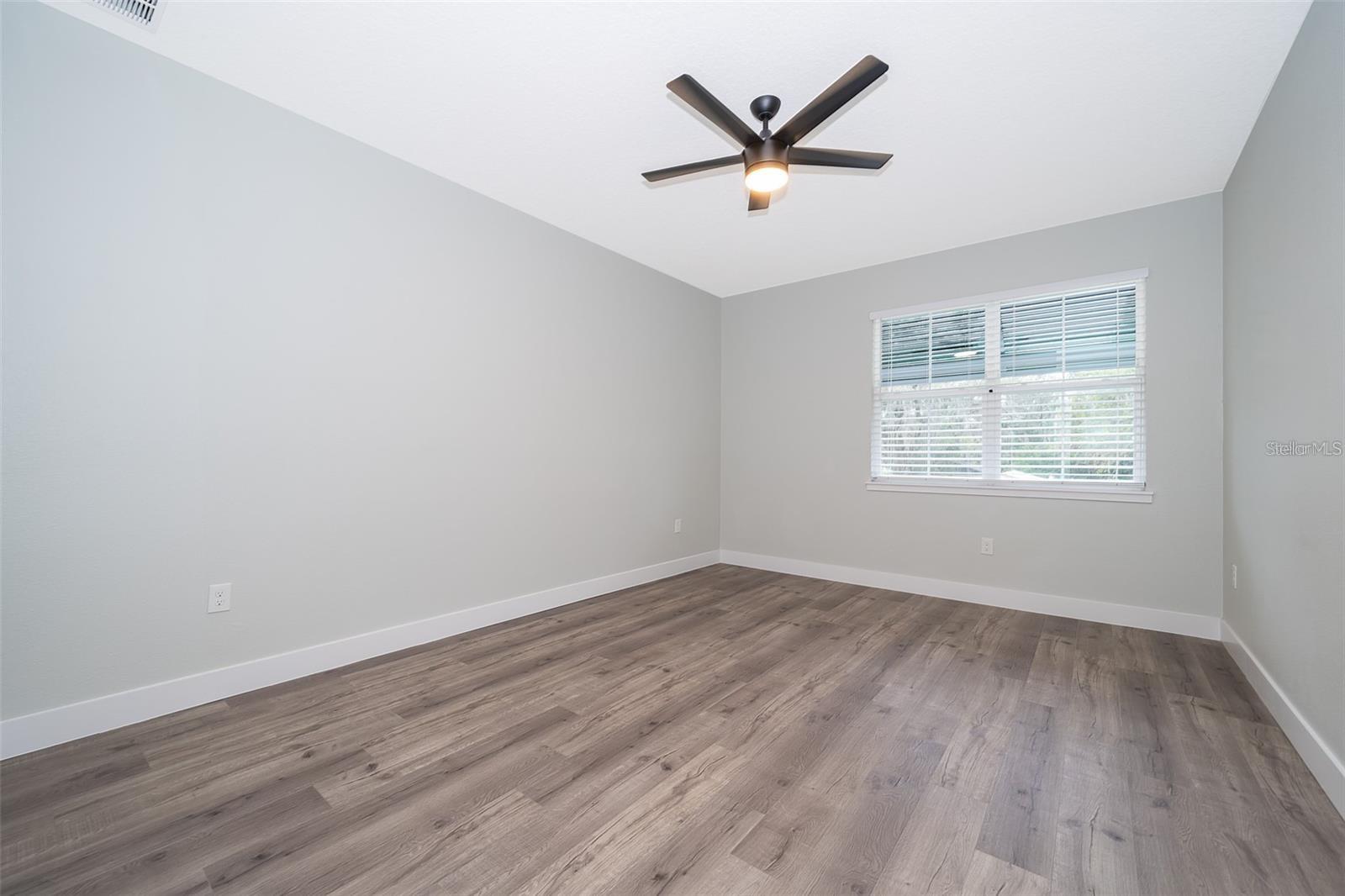 DON PABLO TWNHMS AT MYRTLE STREET - Residential Lease