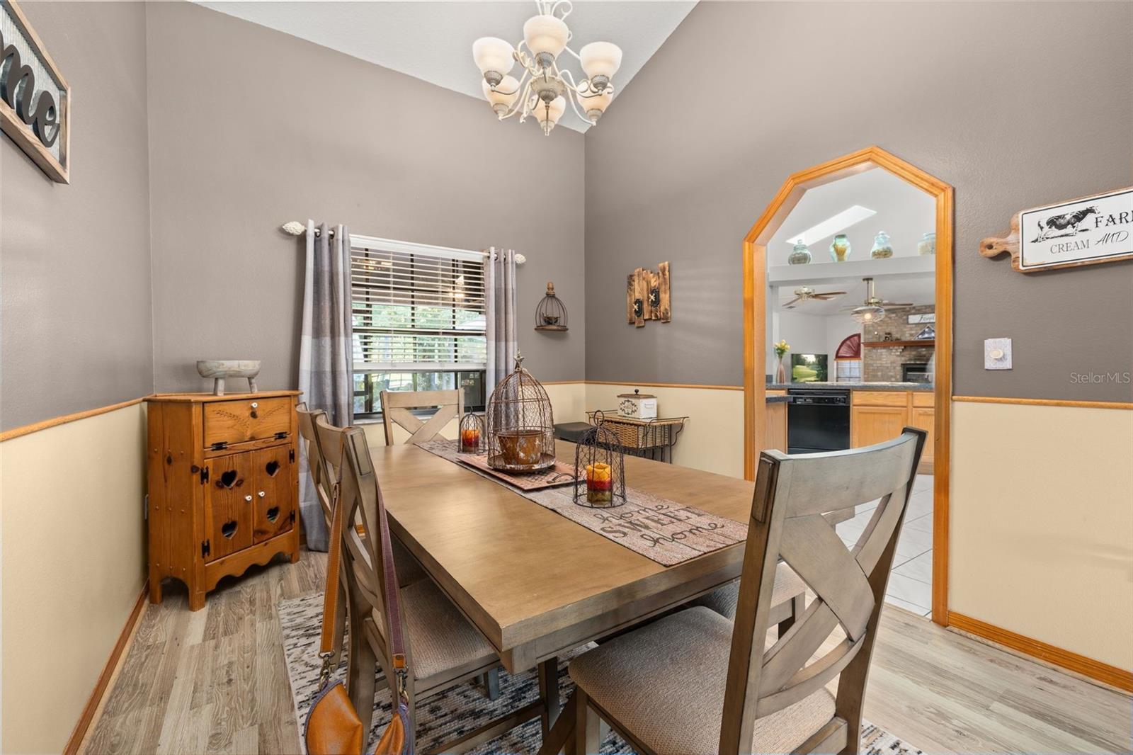 D S ESTATES - Residential