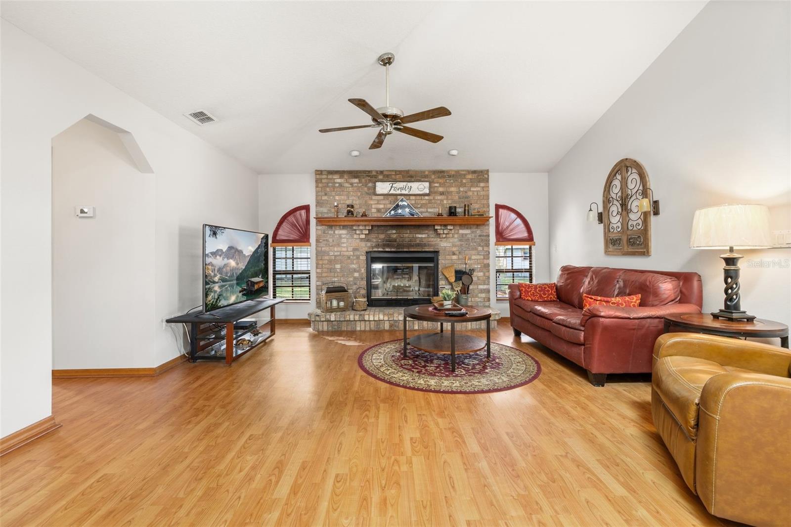 D S ESTATES - Residential