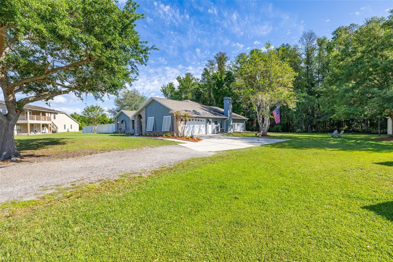 D S ESTATES - Residential