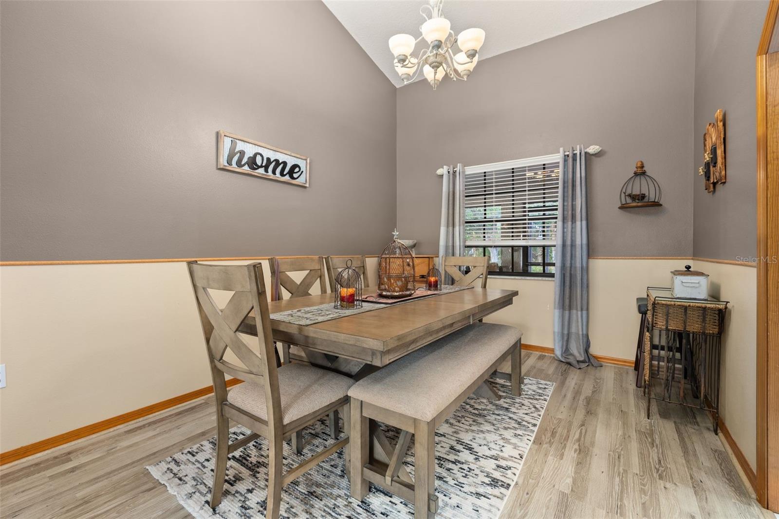 D S ESTATES - Residential