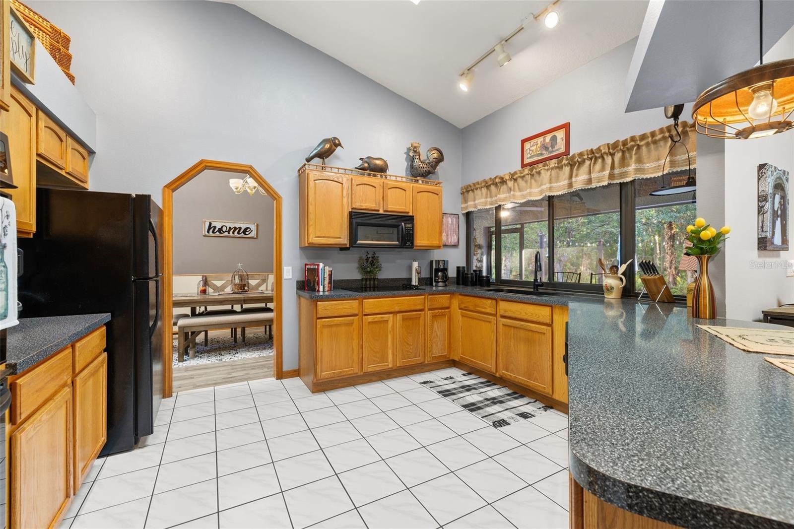 D S ESTATES - Residential