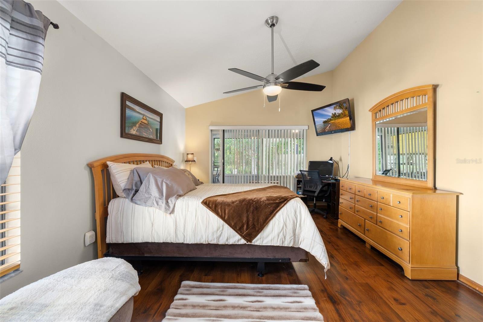 D S ESTATES - Residential