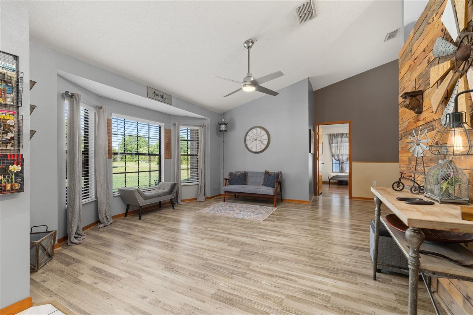 D S ESTATES - Residential