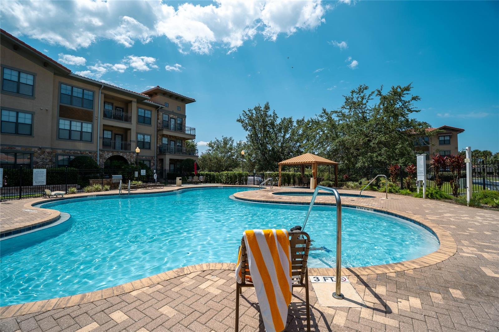 BELLA PIAZZA - Residential