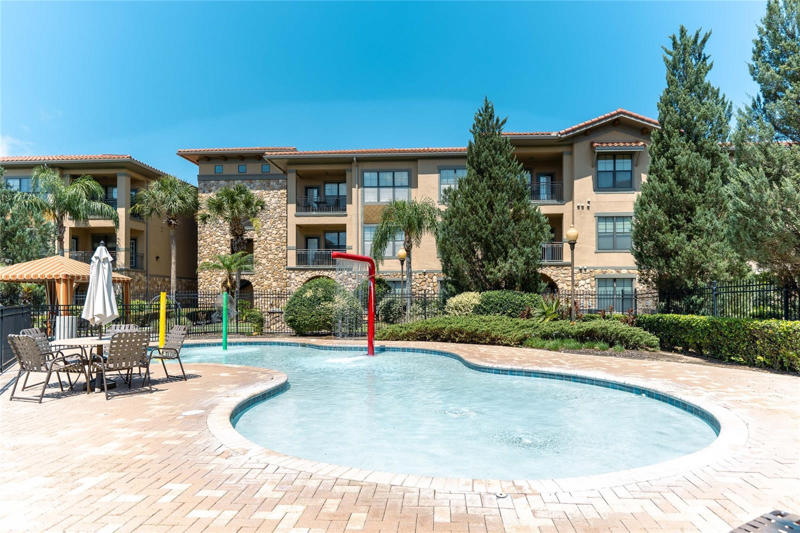 BELLA PIAZZA - Residential