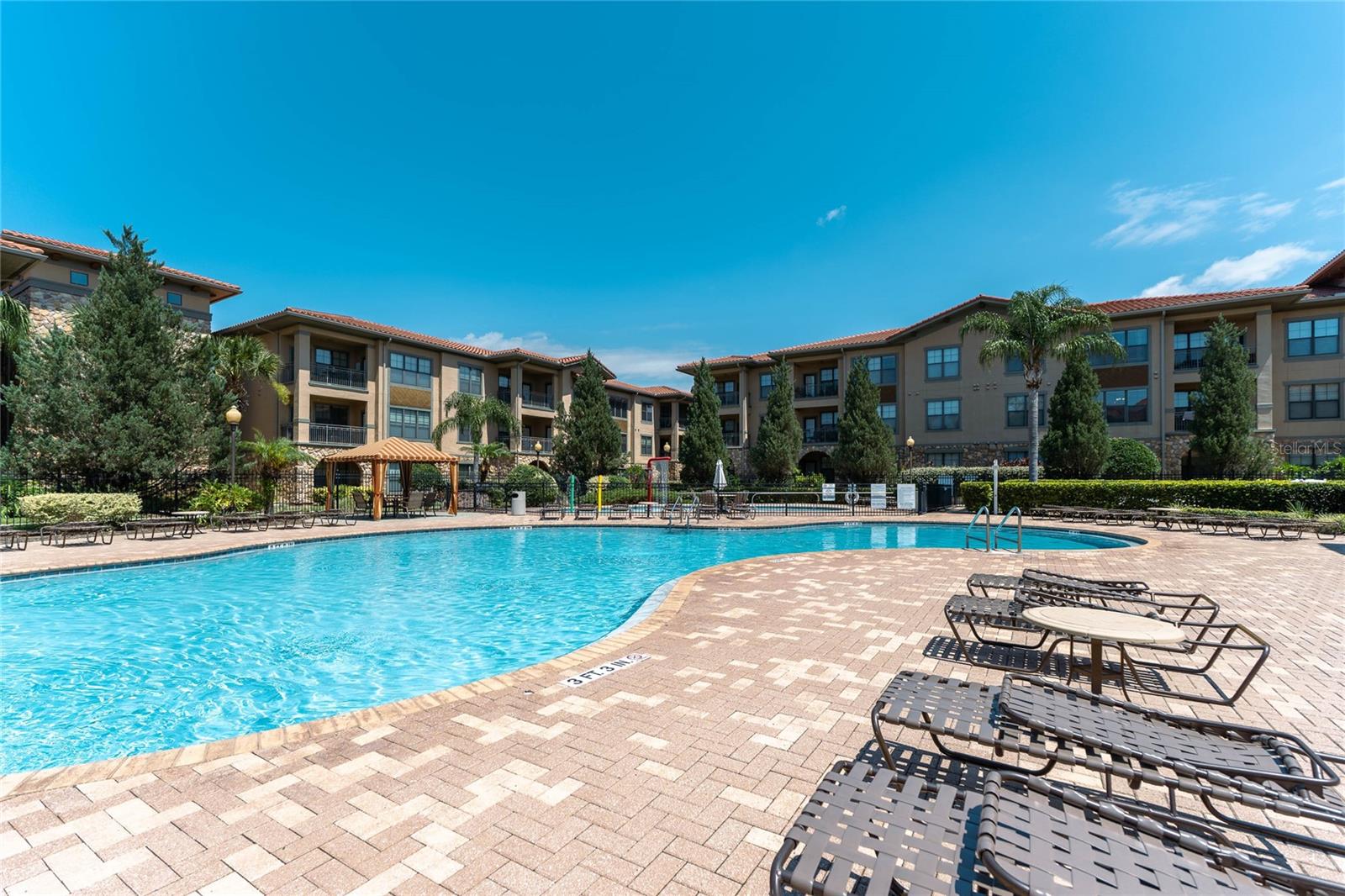 BELLA PIAZZA - Residential