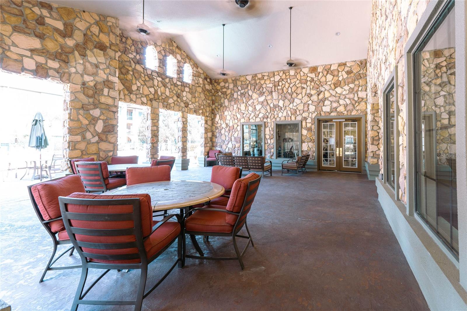 BELLA PIAZZA - Residential