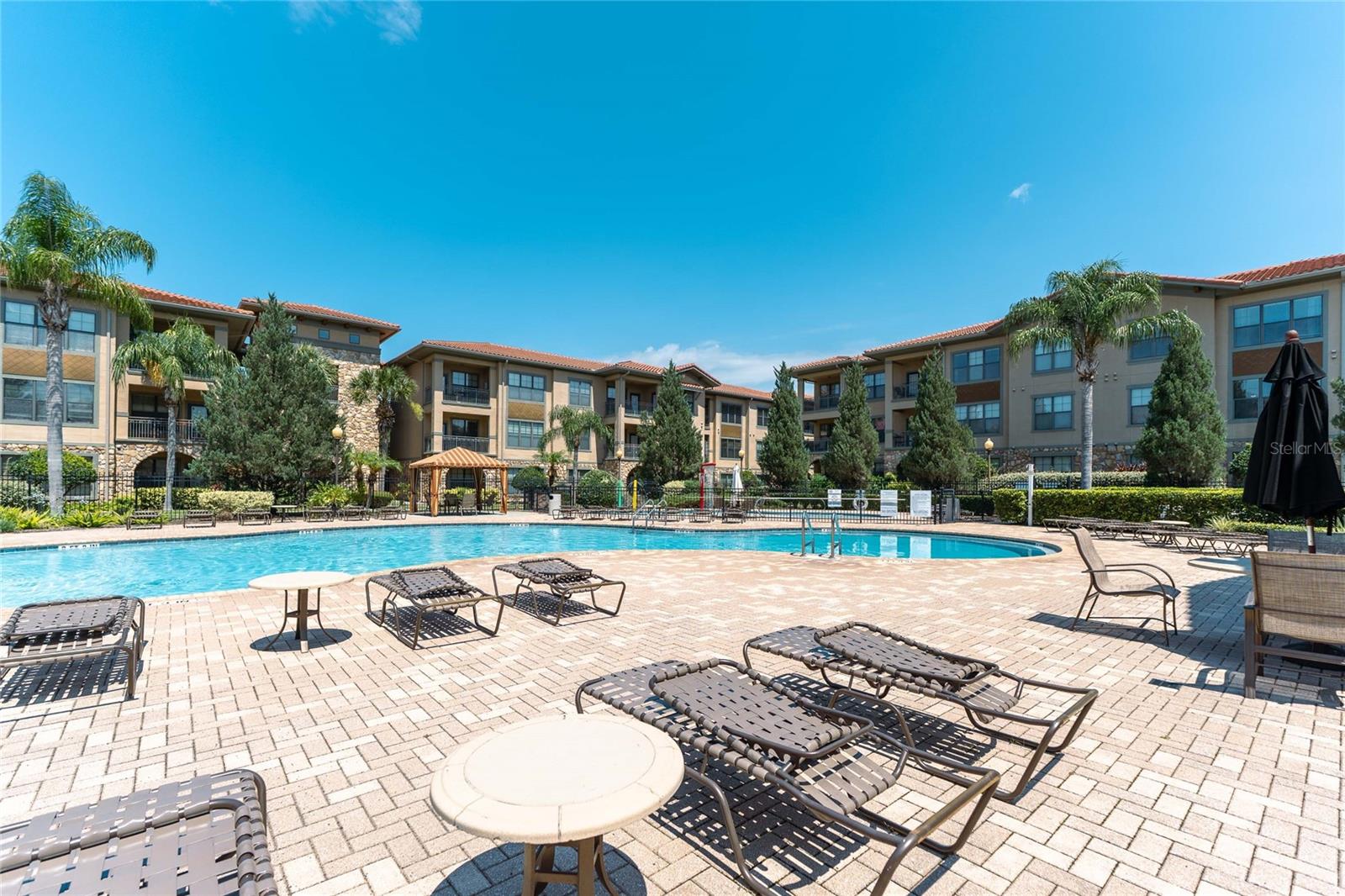 BELLA PIAZZA - Residential