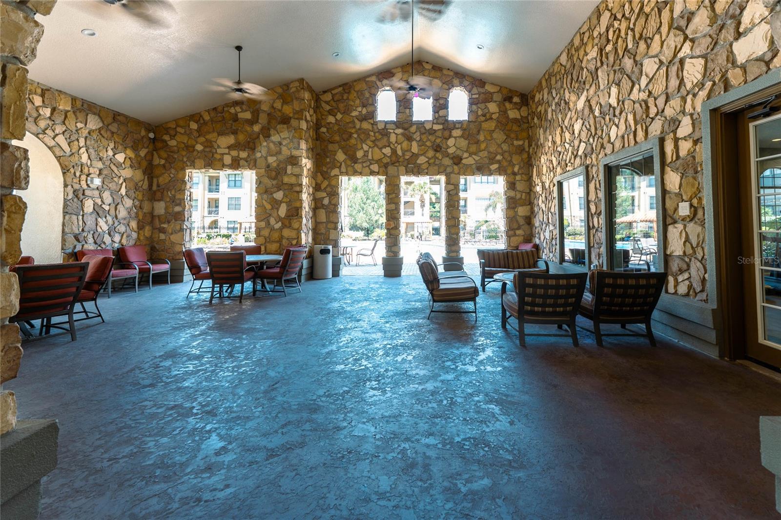 BELLA PIAZZA - Residential
