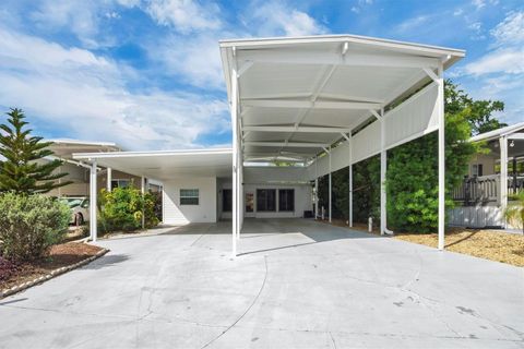 367 PAR PINES BOULEVARD DAVENPORT FL 33837