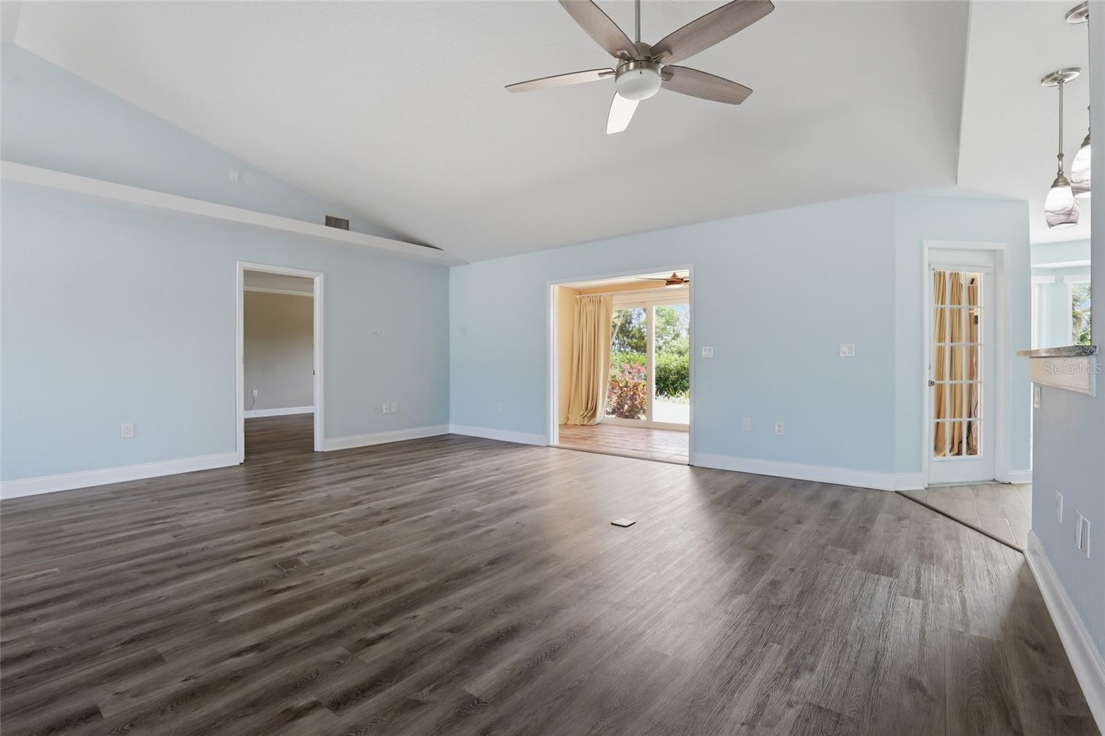 BAY LAKE ESTATES PH II - Residential