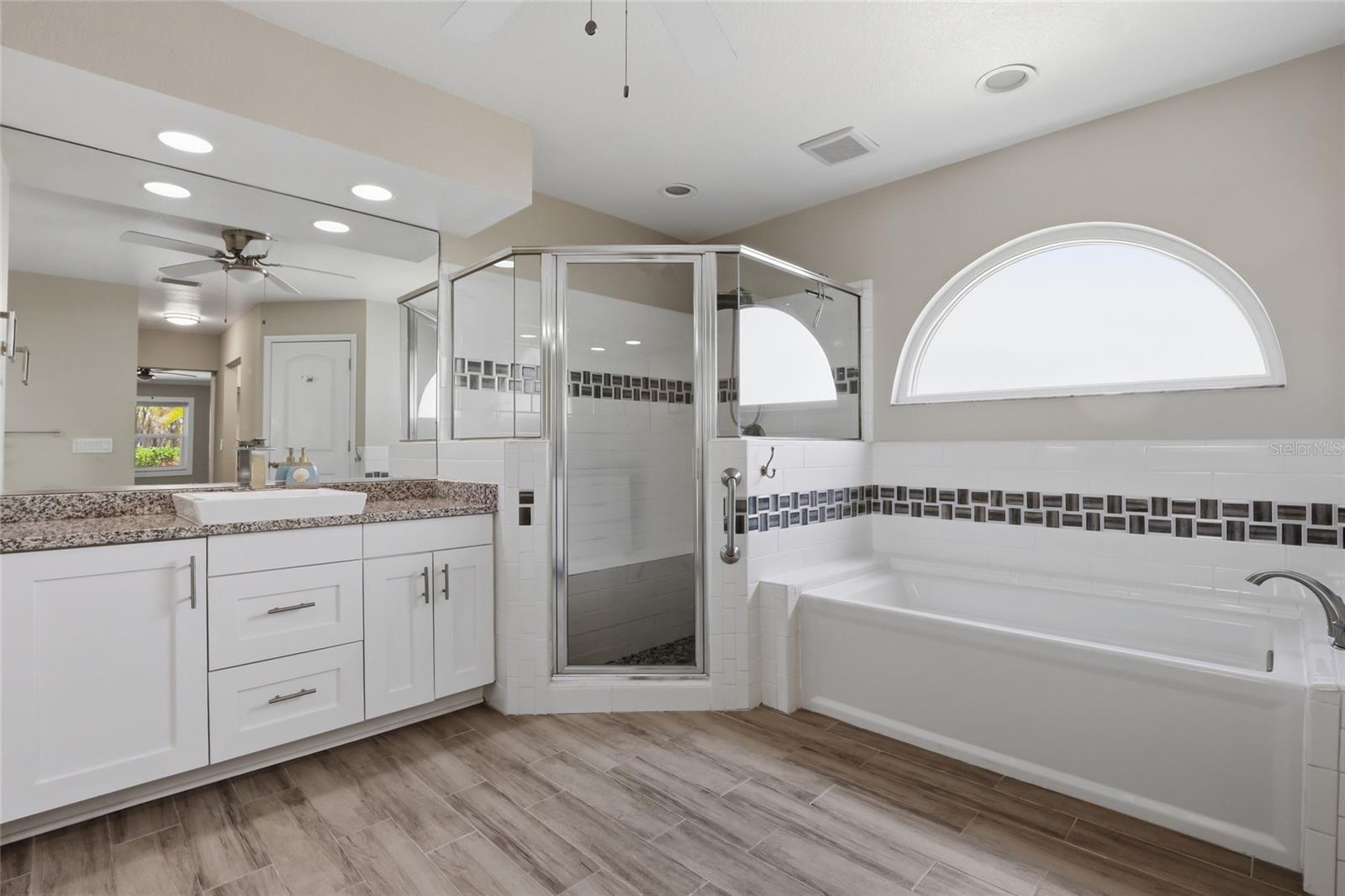 BAY LAKE ESTATES PH II - Residential