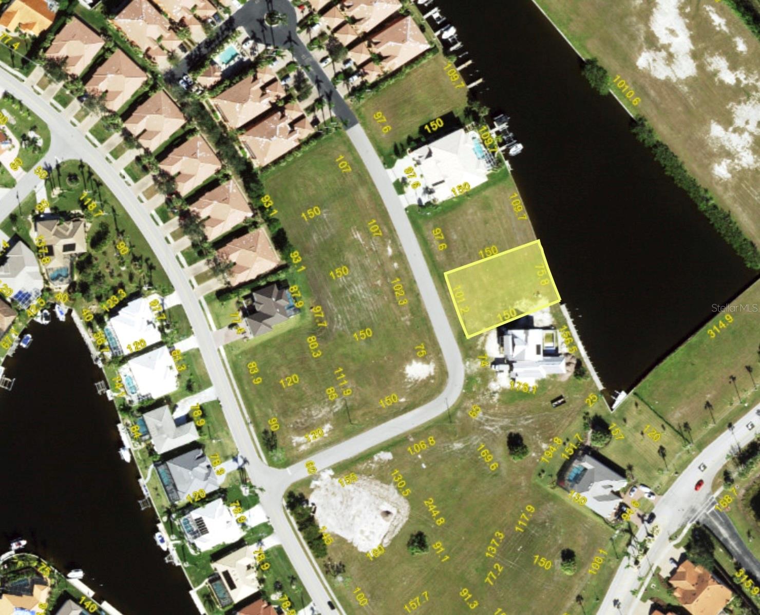 PUNTA GORDA ISLES SEC 15 - Land