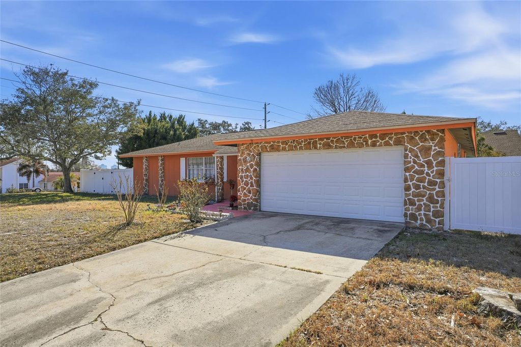 Photo of 7002 Crestlake Drive, Orlando, FL 32819 (MLS # S5143293)