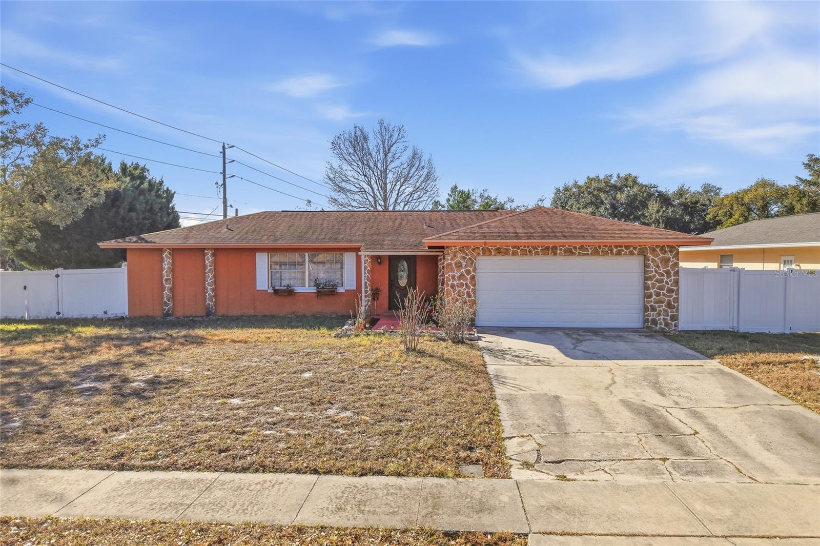 7002 CRESTLAKE DRIVE