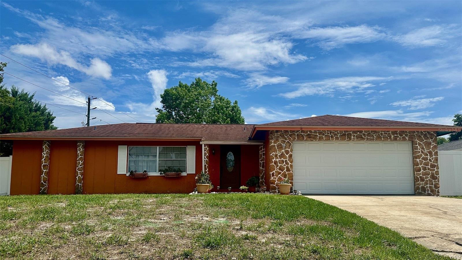 7002 CRESTLAKE DRIVE