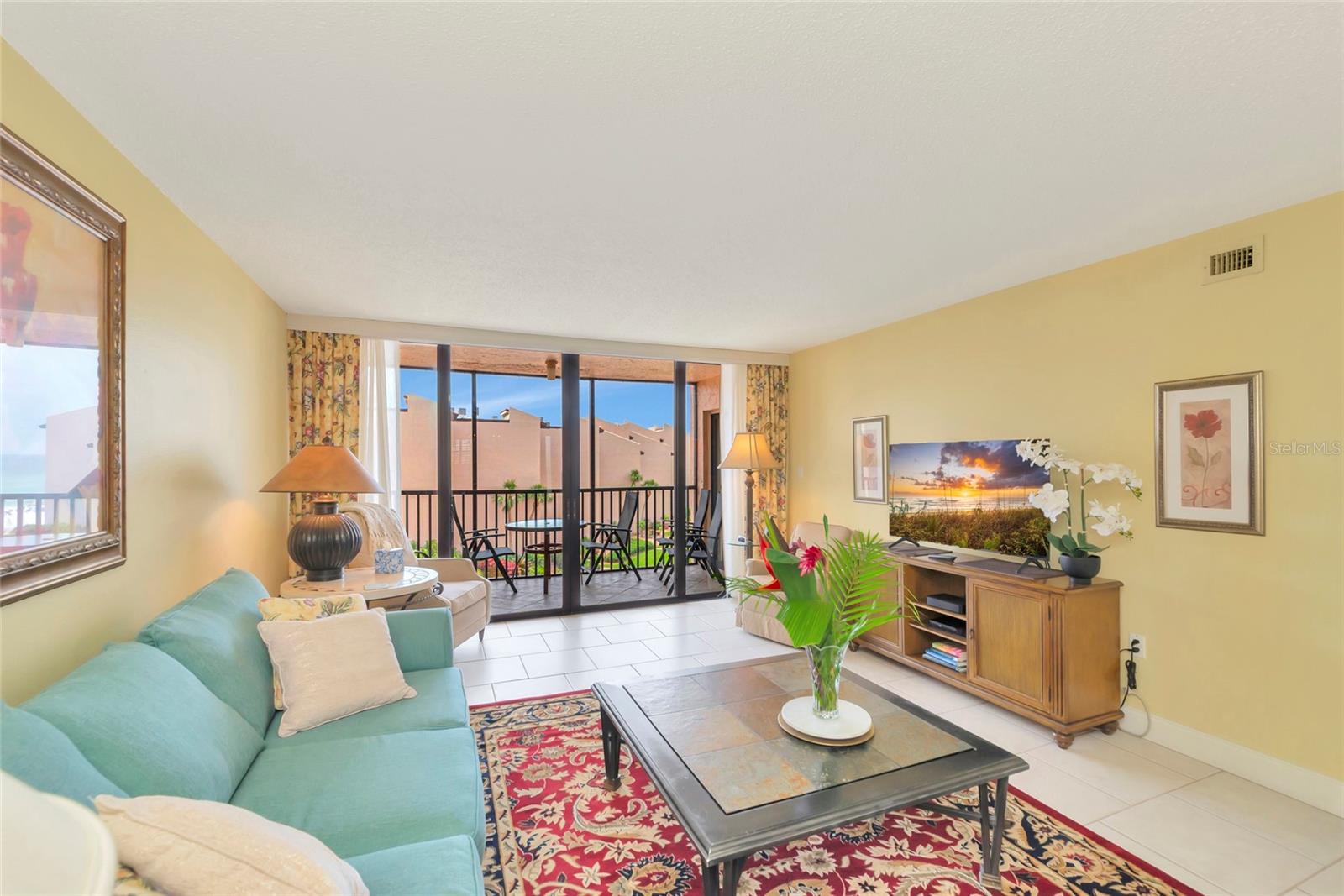 SIESTA BREAKERS - Residential