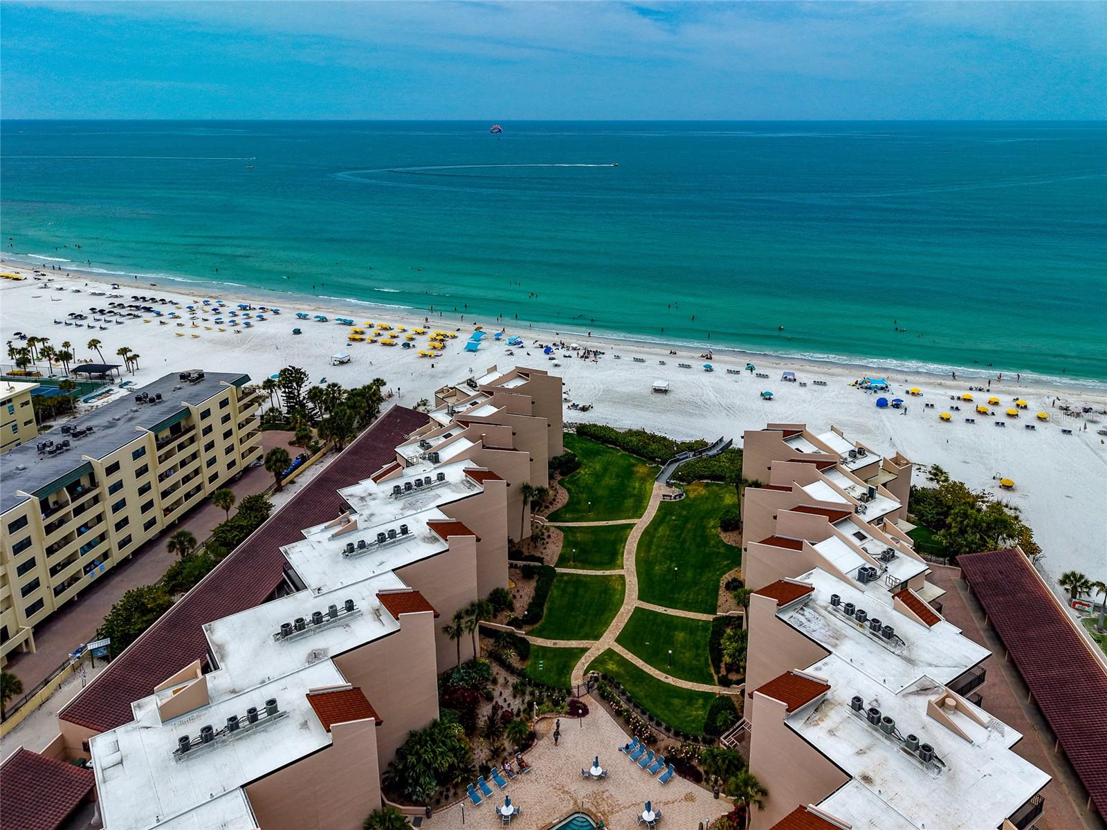 SIESTA BREAKERS - Residential