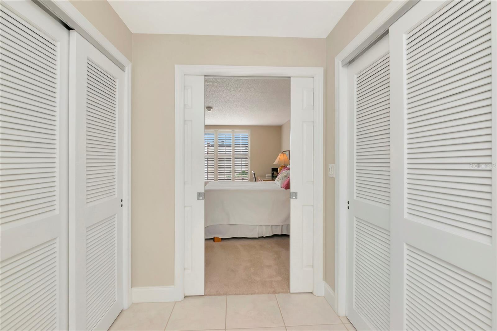 SIESTA BREAKERS - Residential