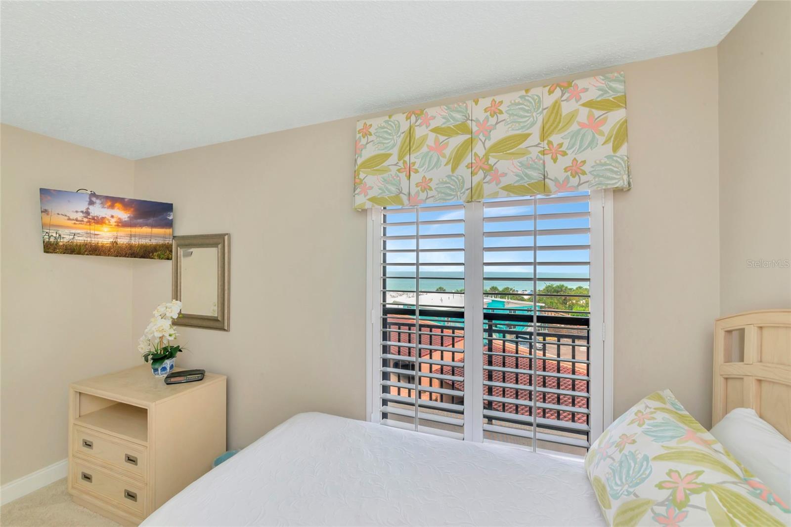 SIESTA BREAKERS - Residential