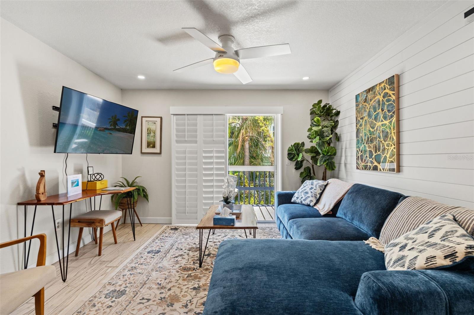 EDGEMERE - Residential Income