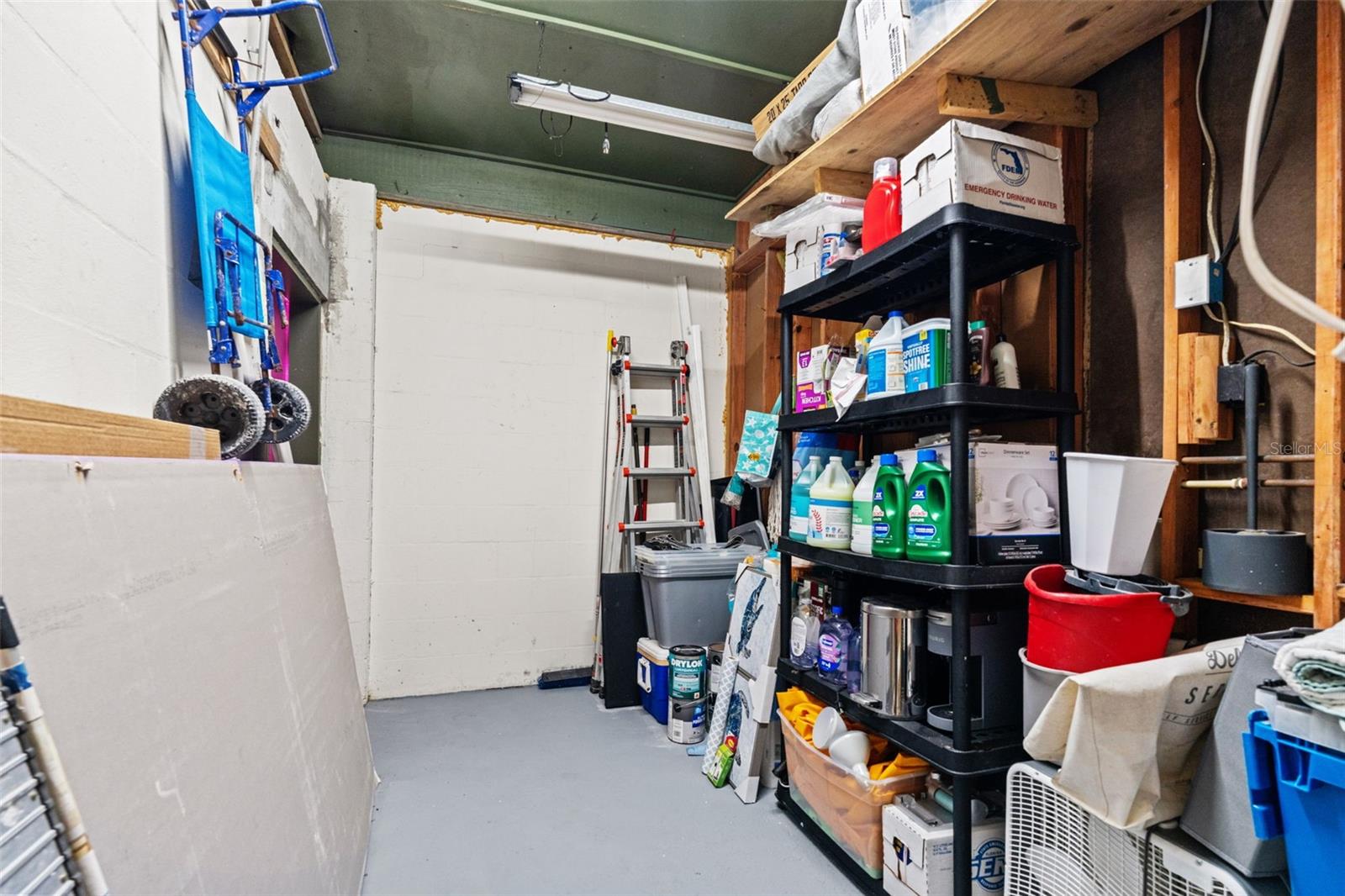 EDGEMERE - Residential Income