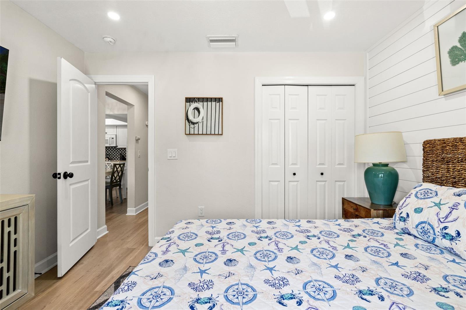 EDGEMERE - Residential Income