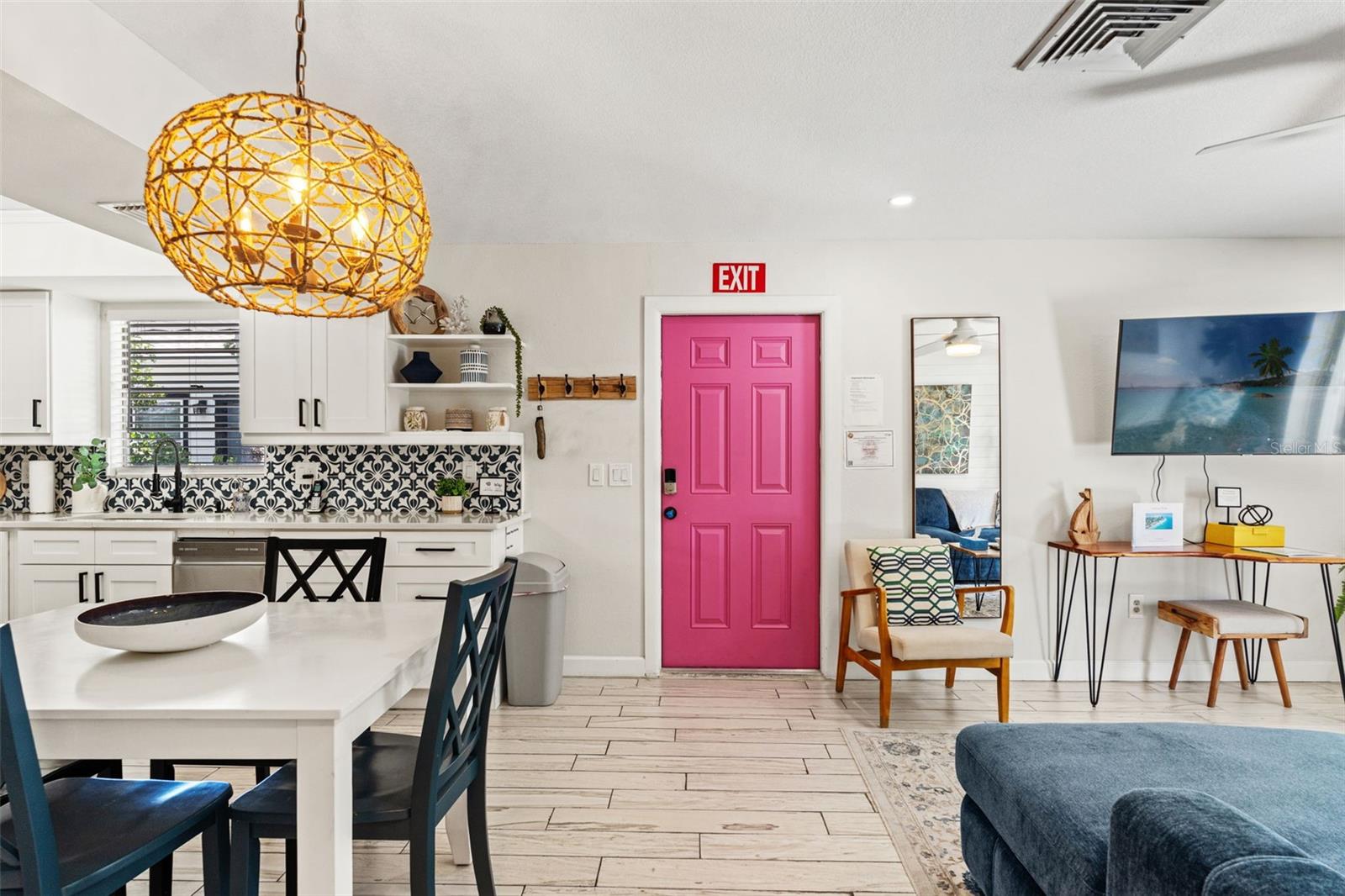 EDGEMERE - Residential Income