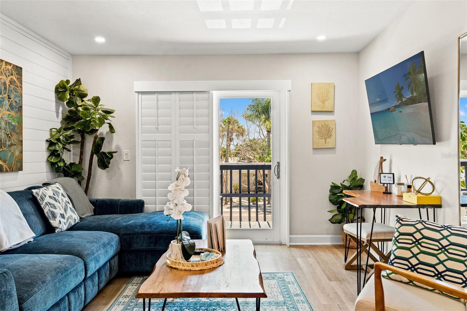 EDGEMERE - Residential Income