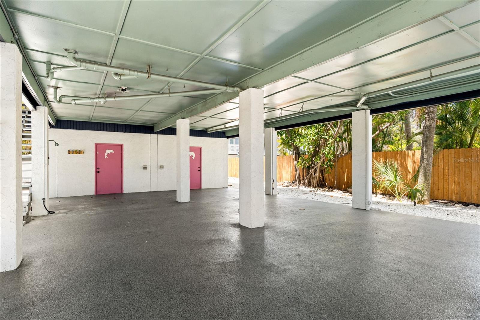 EDGEMERE - Residential Income