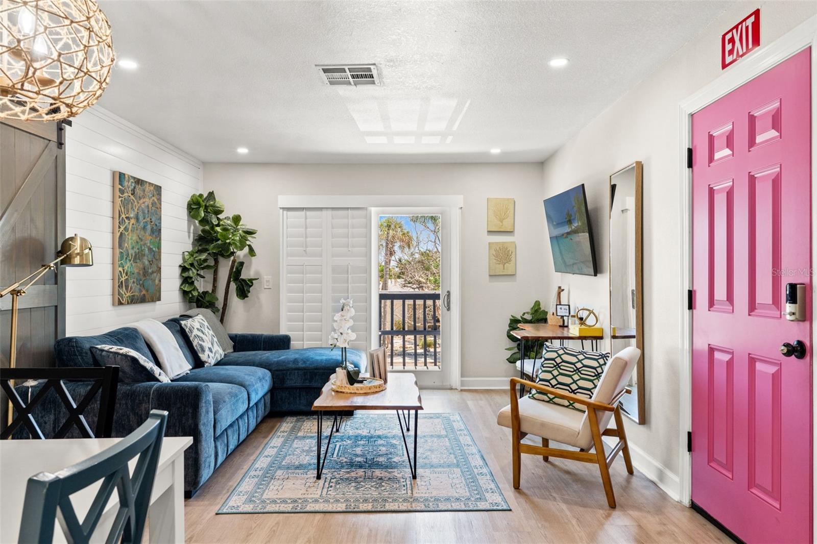 EDGEMERE - Residential Income