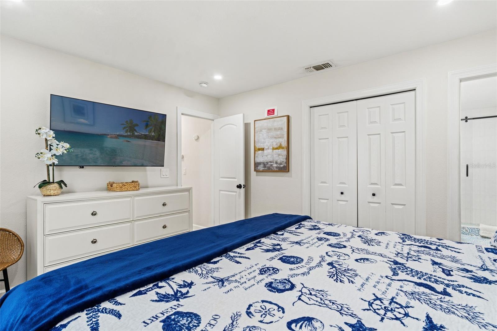 EDGEMERE - Residential Income