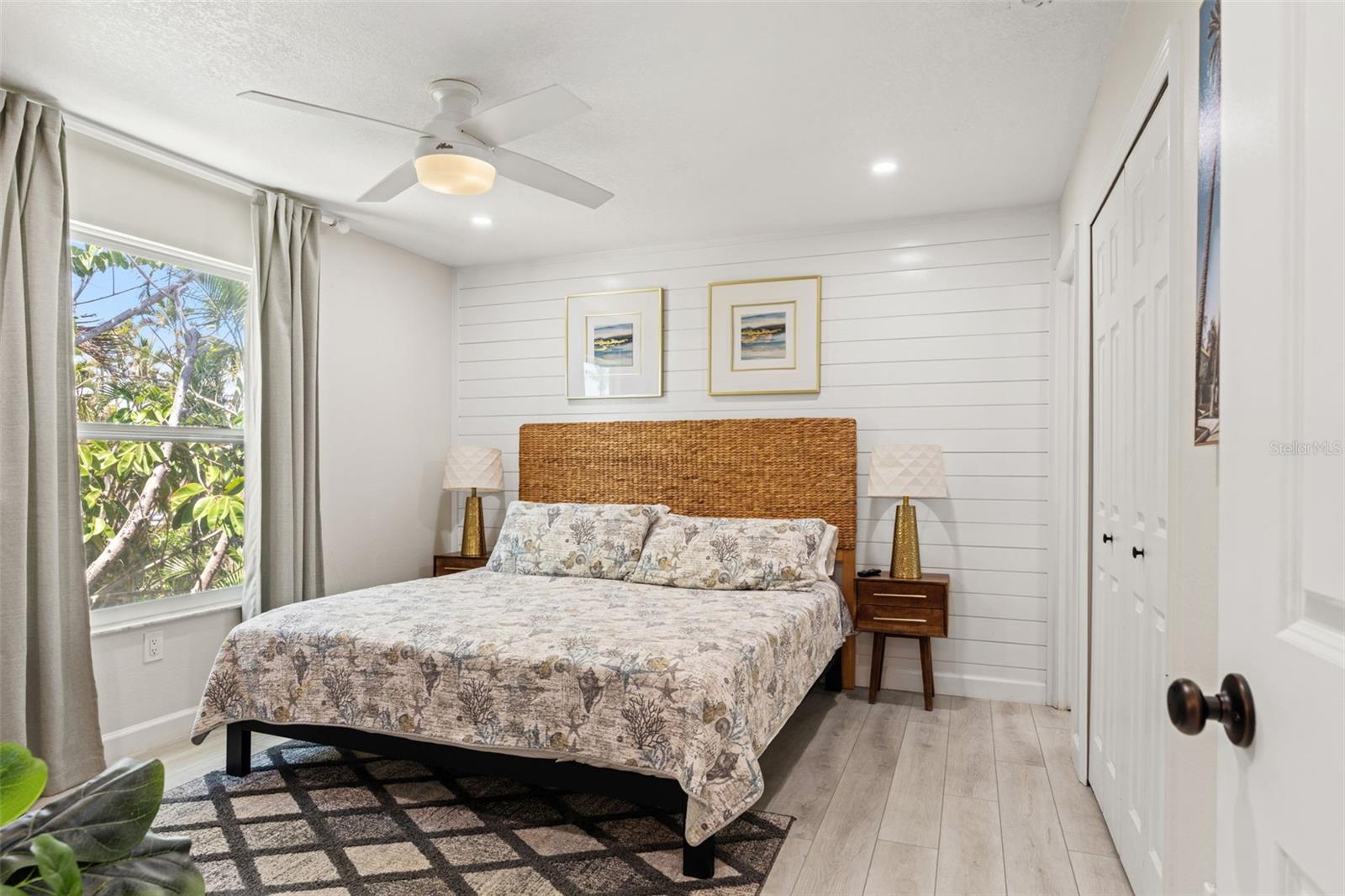 EDGEMERE - Residential Income