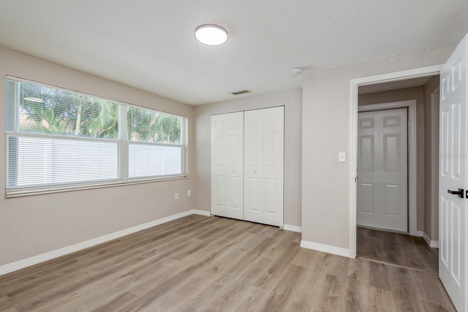 BEACON SQUARE - Residential