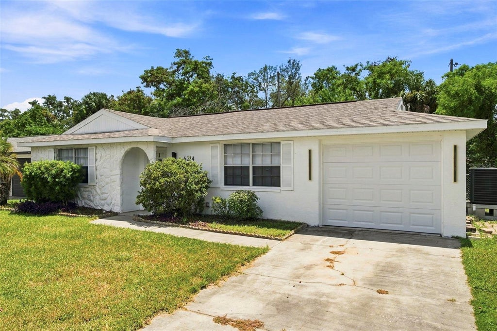 Photo of 6214 Westport Drive, Port Richey, FL 34668 (MLS # W7888714)