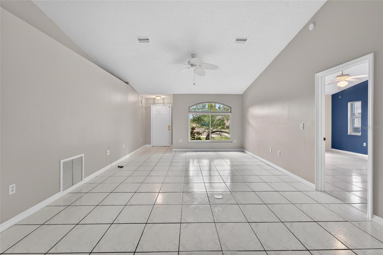 BRIARWOOD UNITS 1&2 - Residential