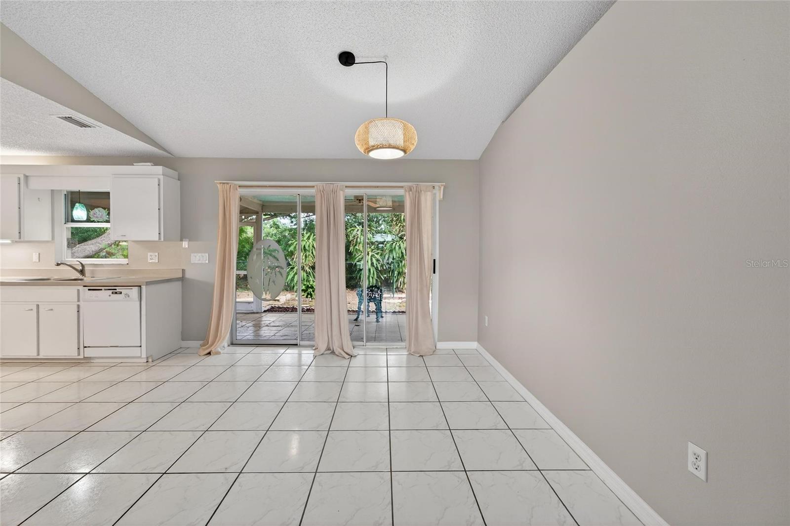 BRIARWOOD UNITS 1&2 - Residential