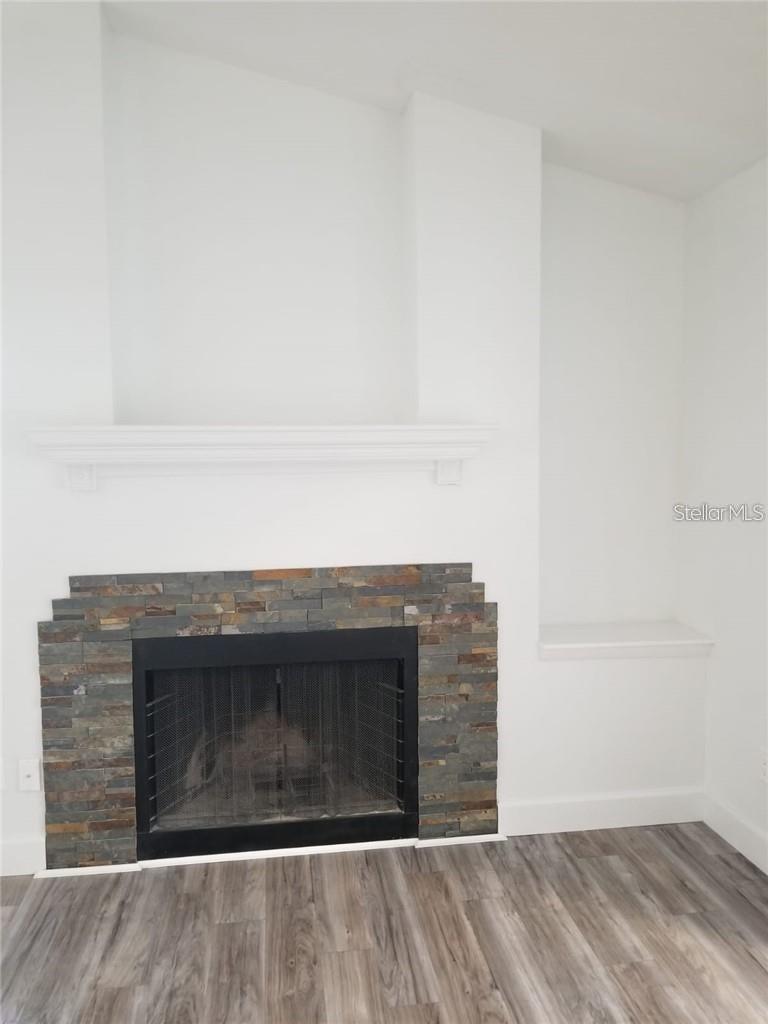 OASIS AT PEARL LAKE A CONDO - Residential Lease