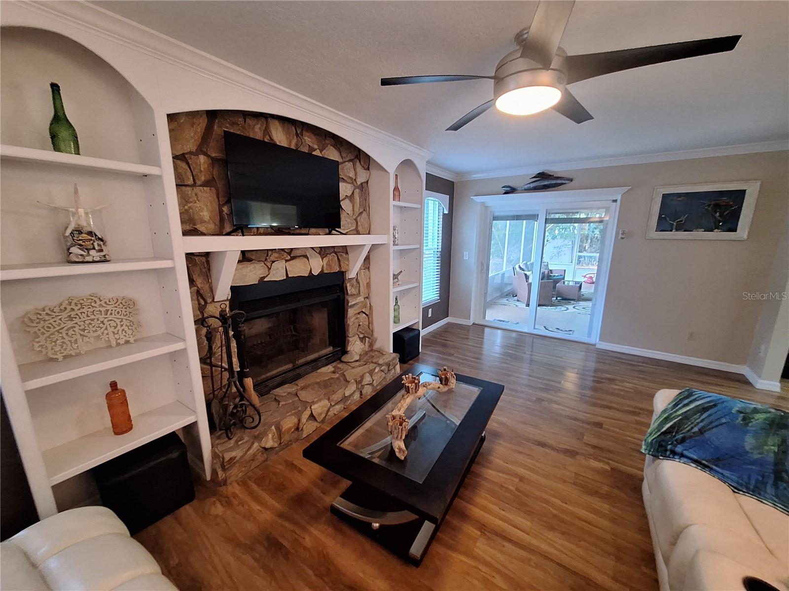 LAKESIDE ESTATES UNIT THREE - Residential